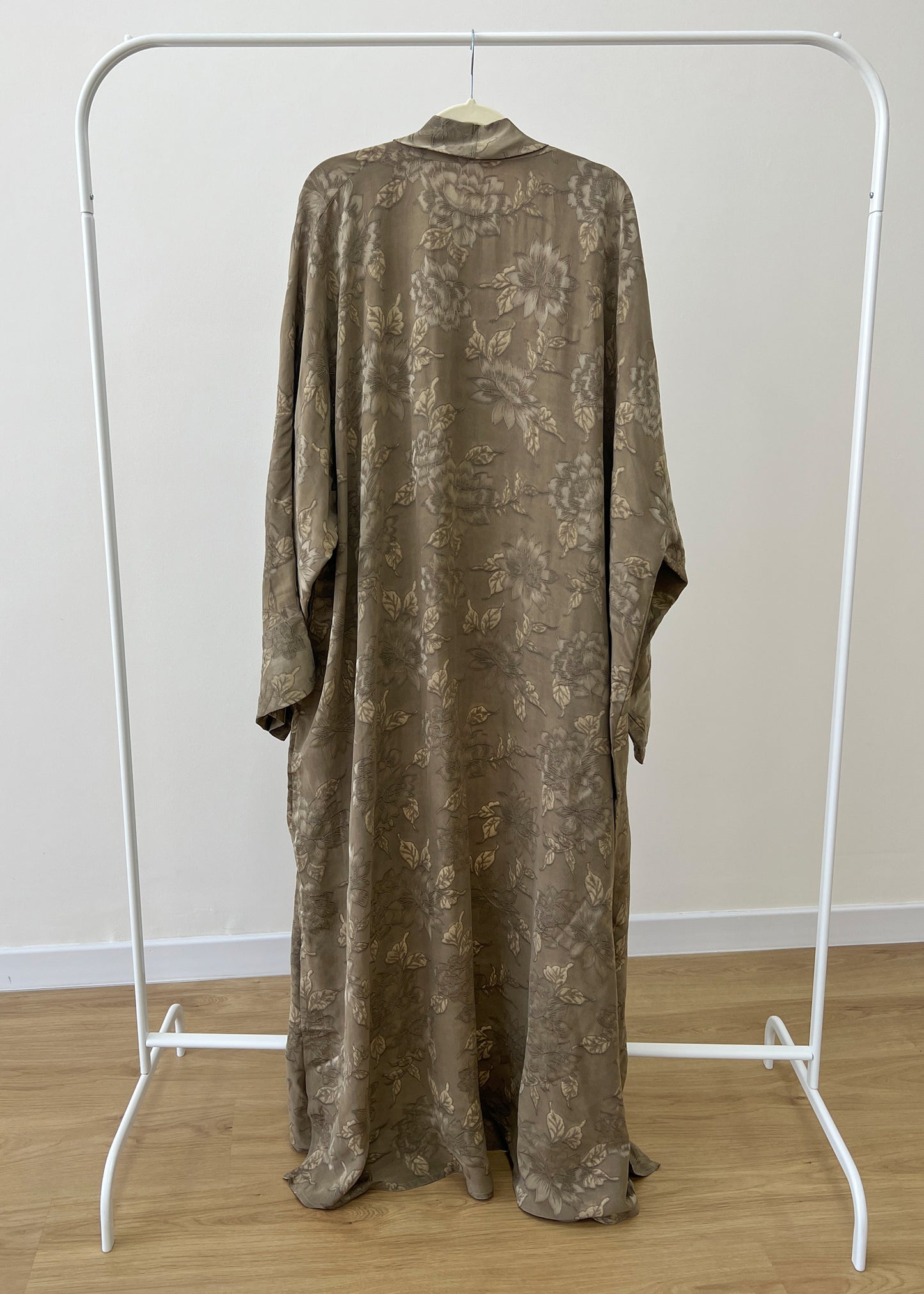 Alia Abaya – Drés