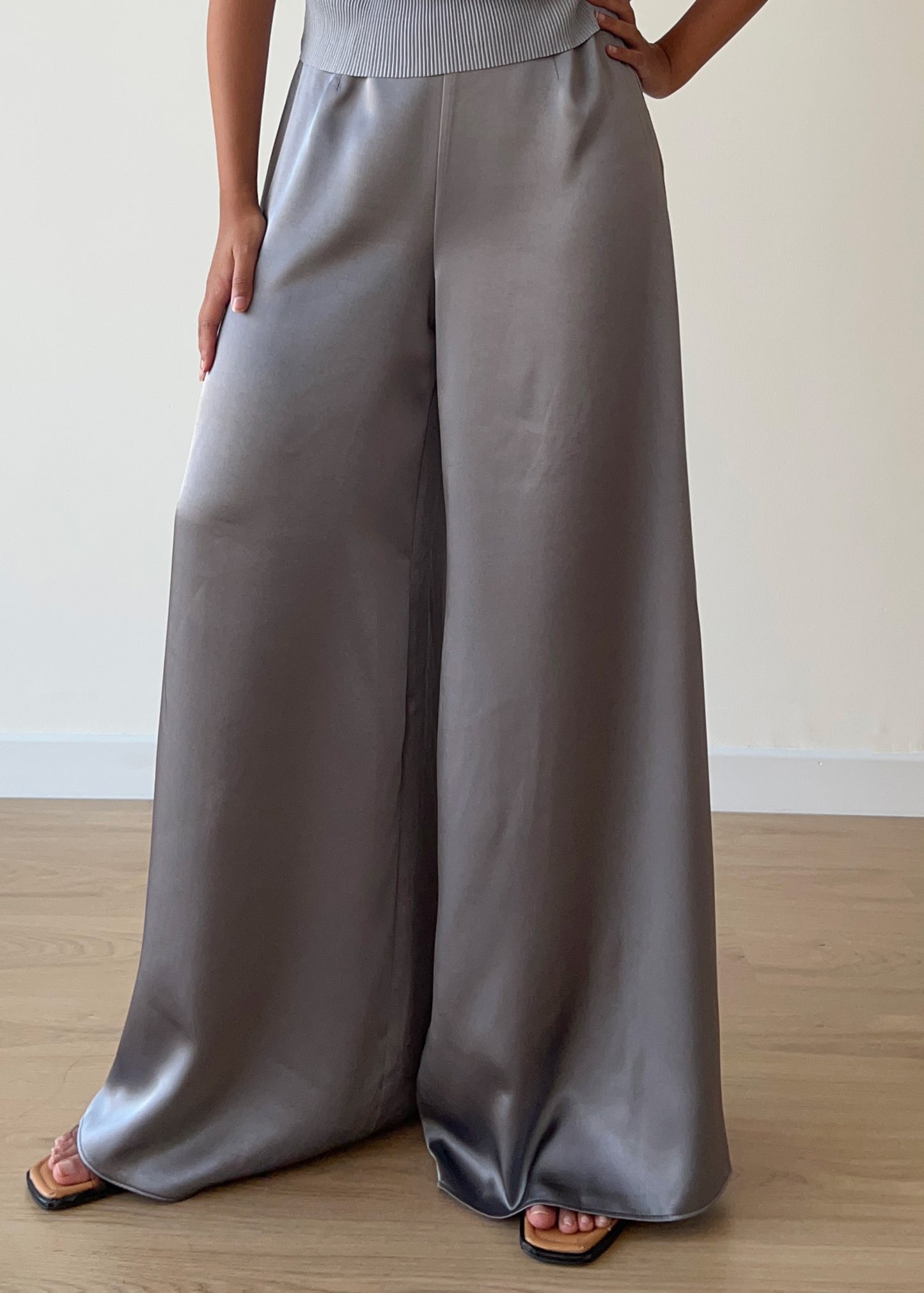 Mira Pants – Grey