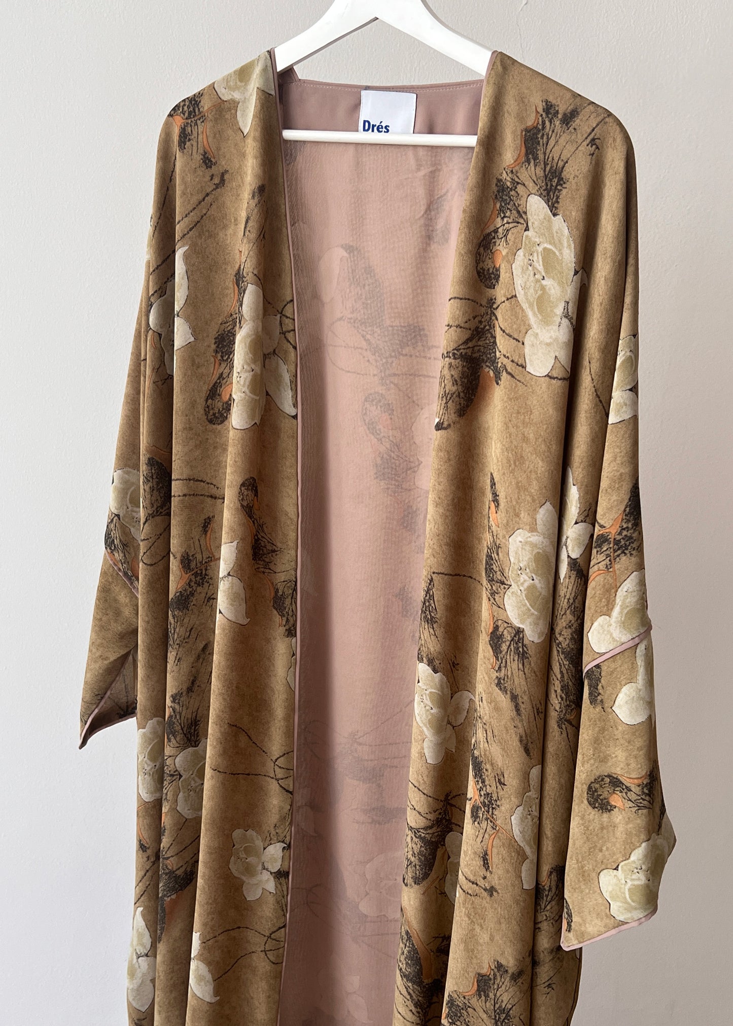 Kora Abaya – Drés