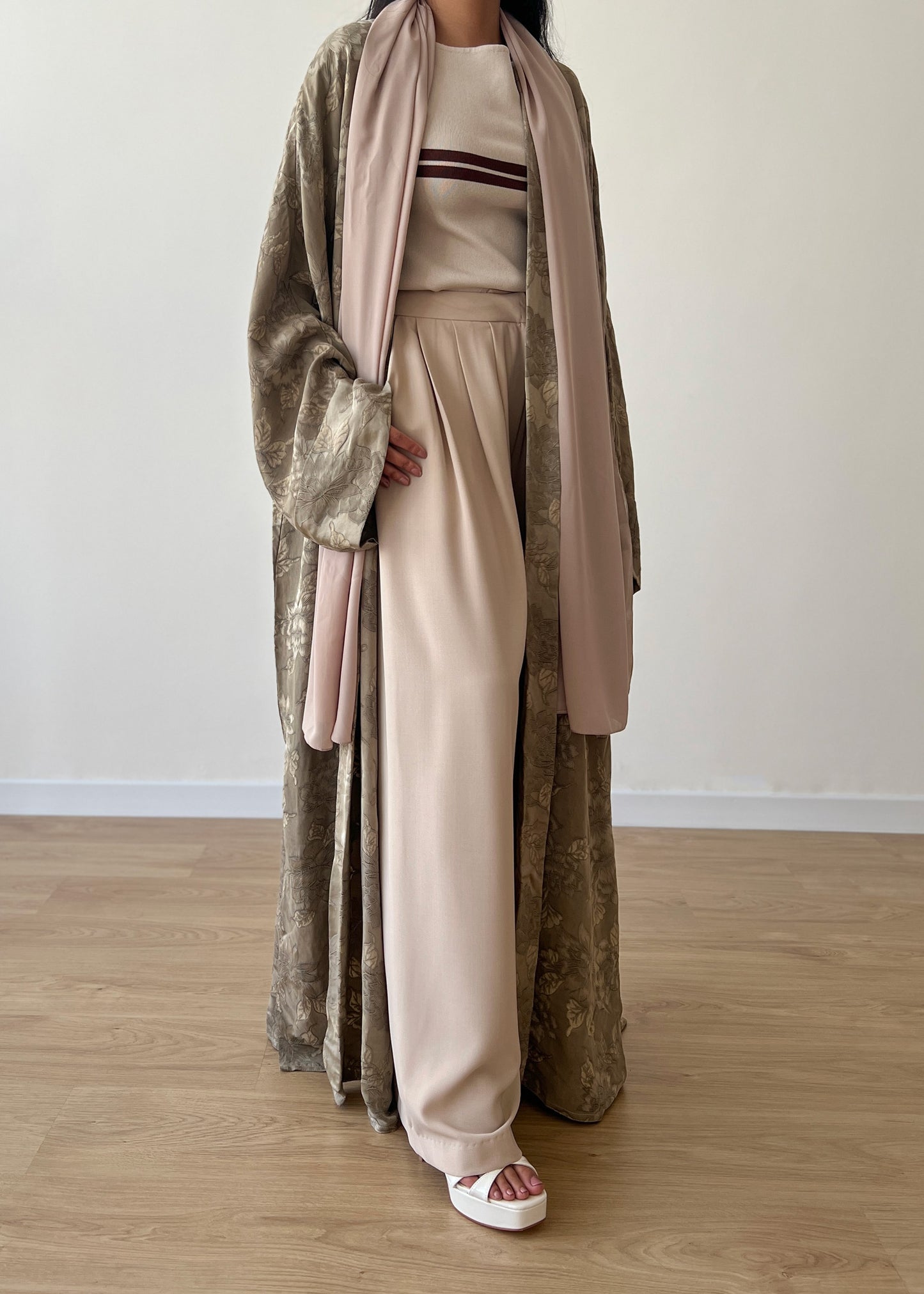 Alia Abaya – Drés