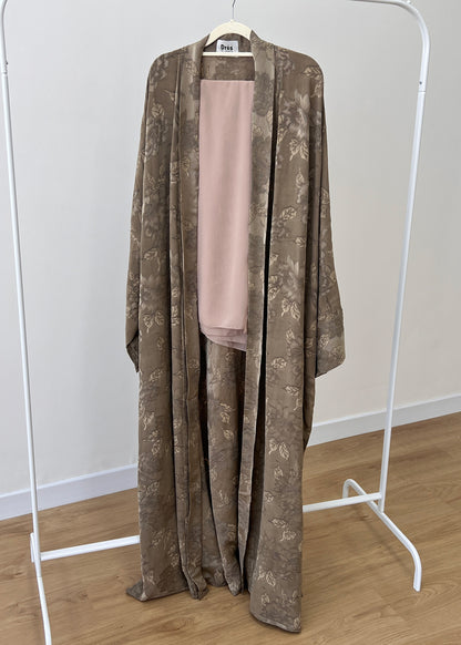 Alia Abaya – Drés