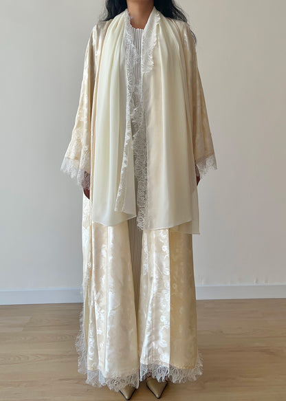 Reina Abaya – Drés