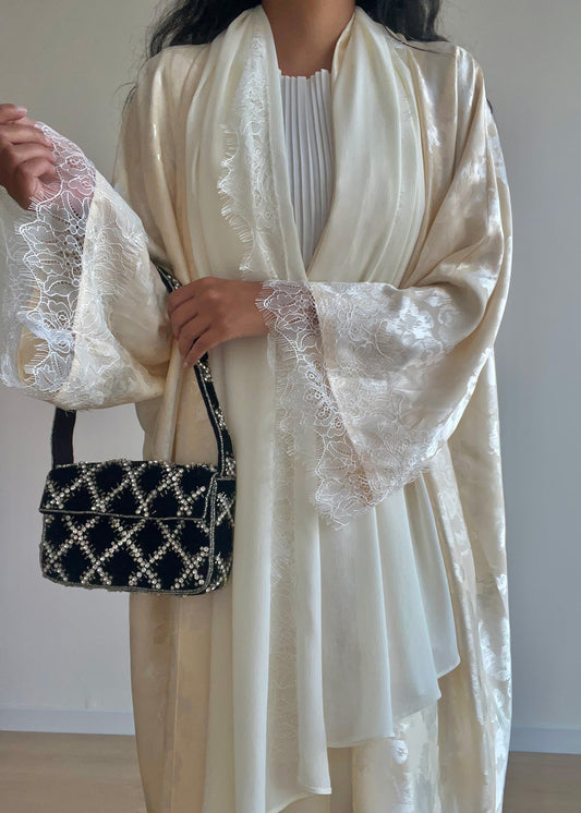 Reina Abaya – Drés