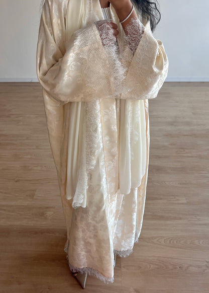 Reina Abaya – Drés