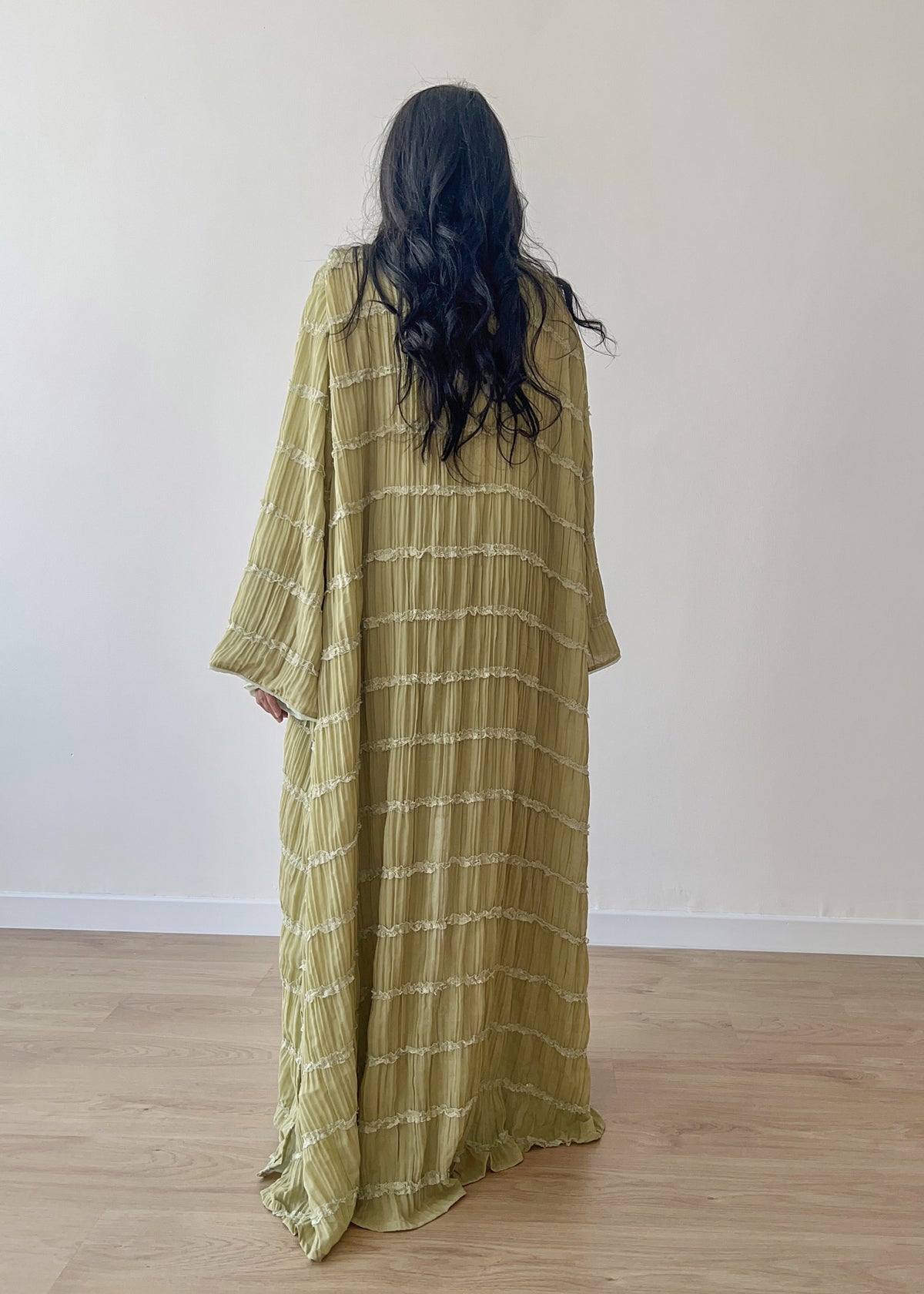 Alana Abaya – Drés