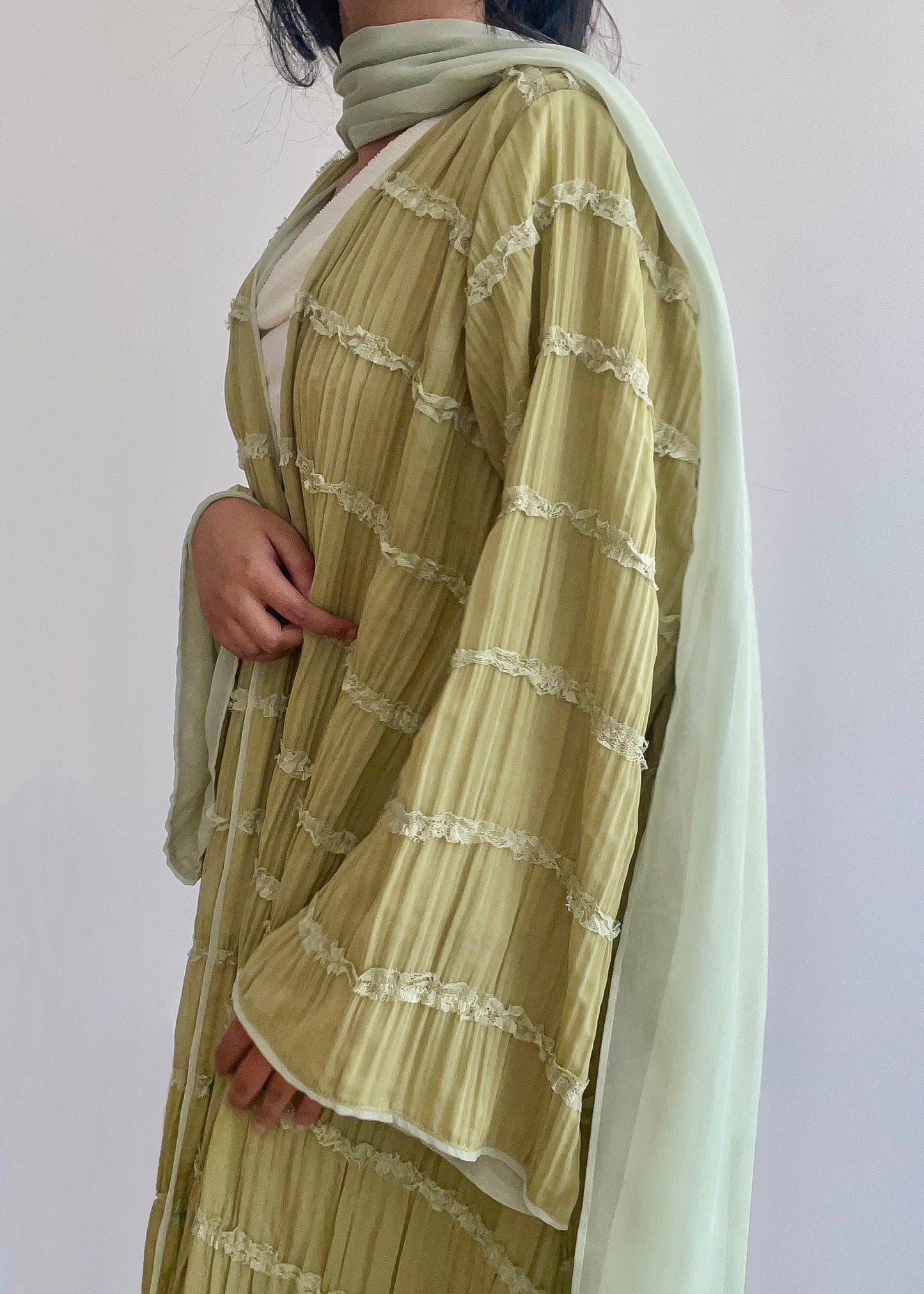 Alana Abaya – Drés