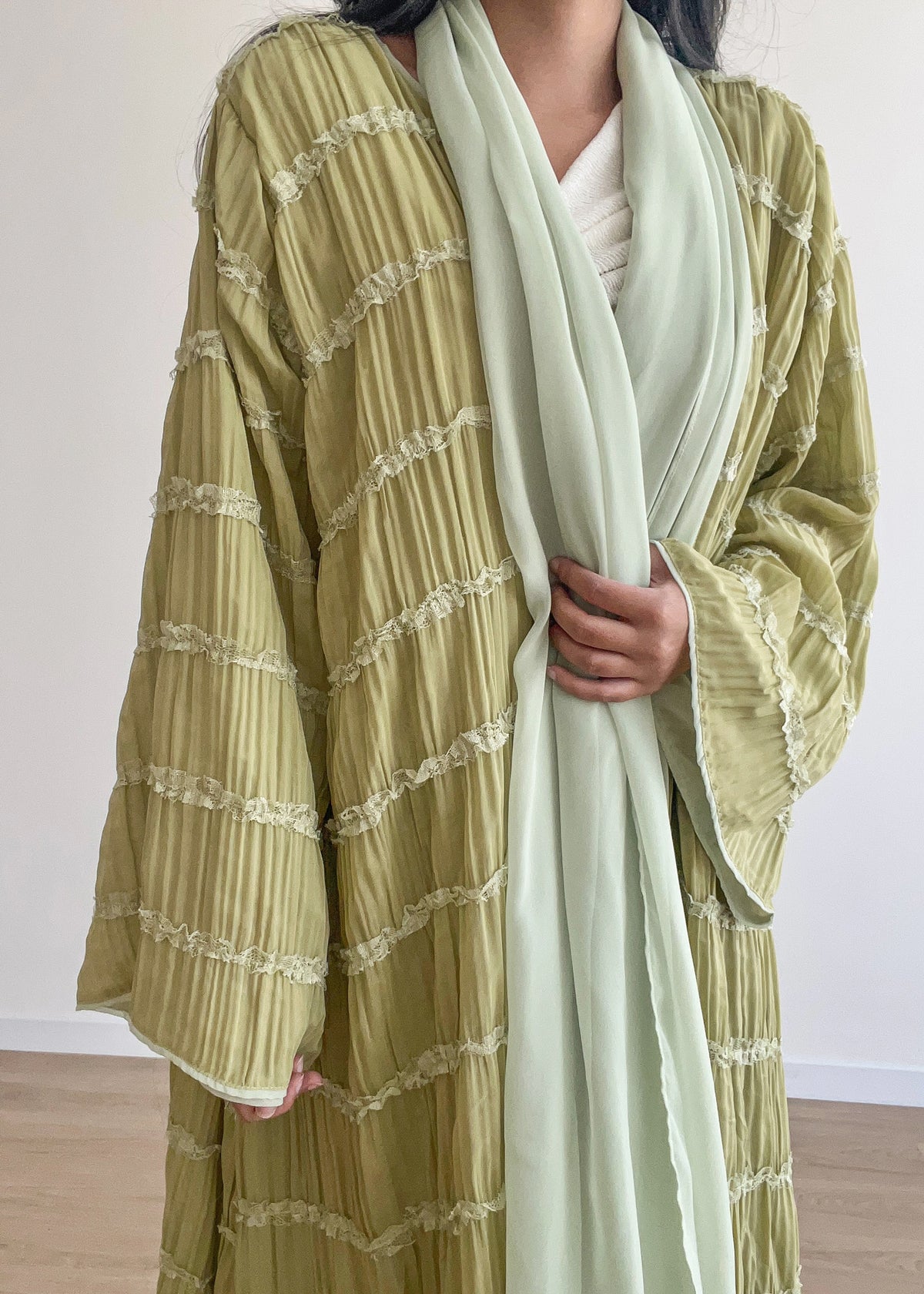 Alana Abaya – Drés