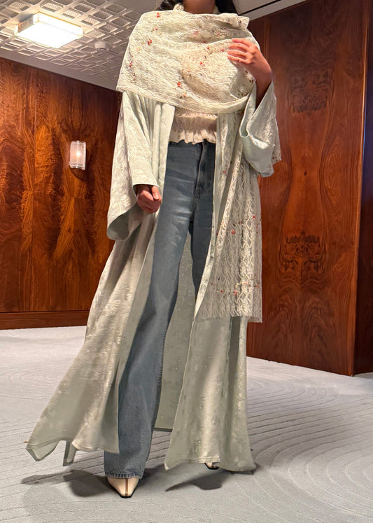 Sophia Abaya – Drés