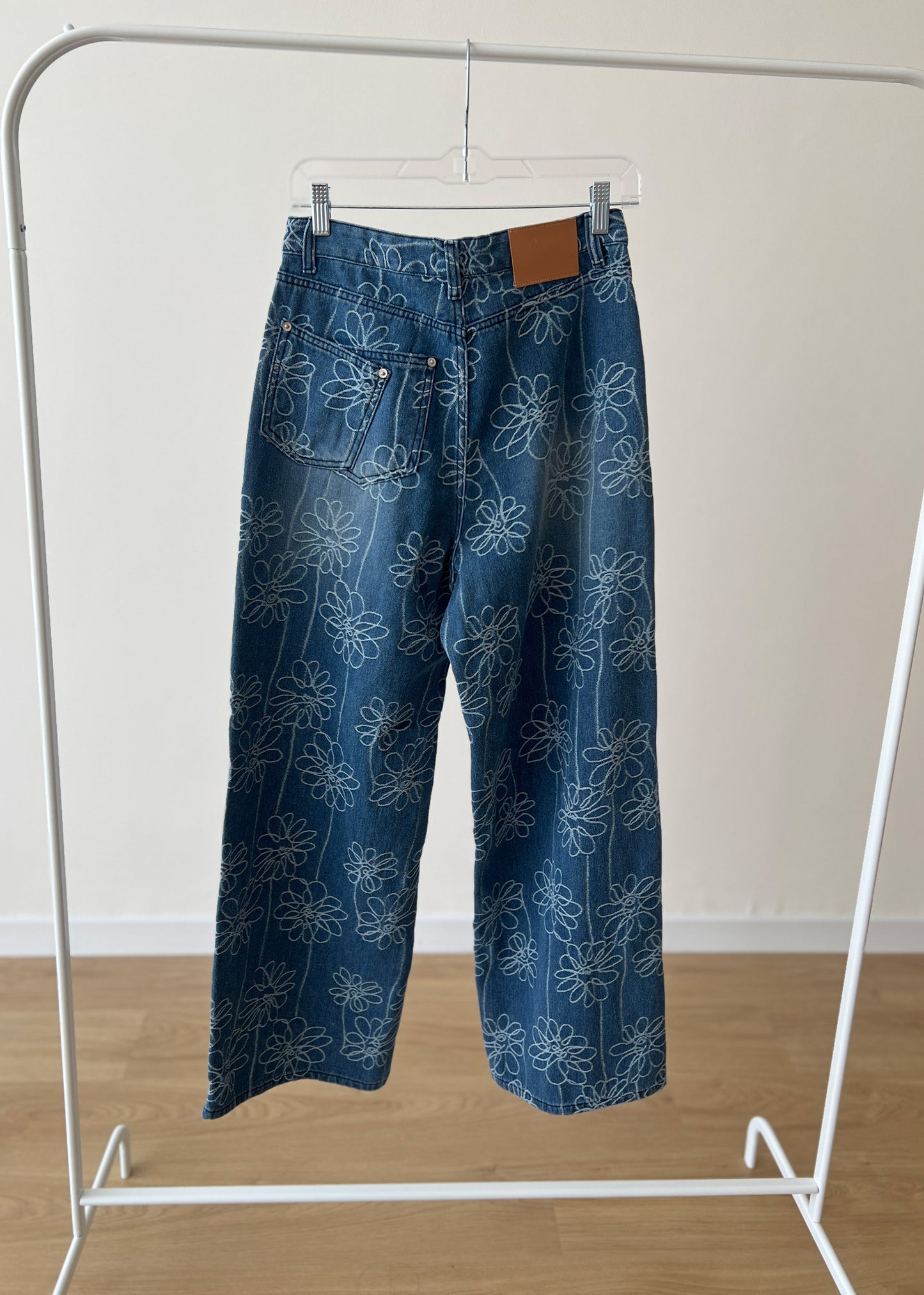 Thea Jeans