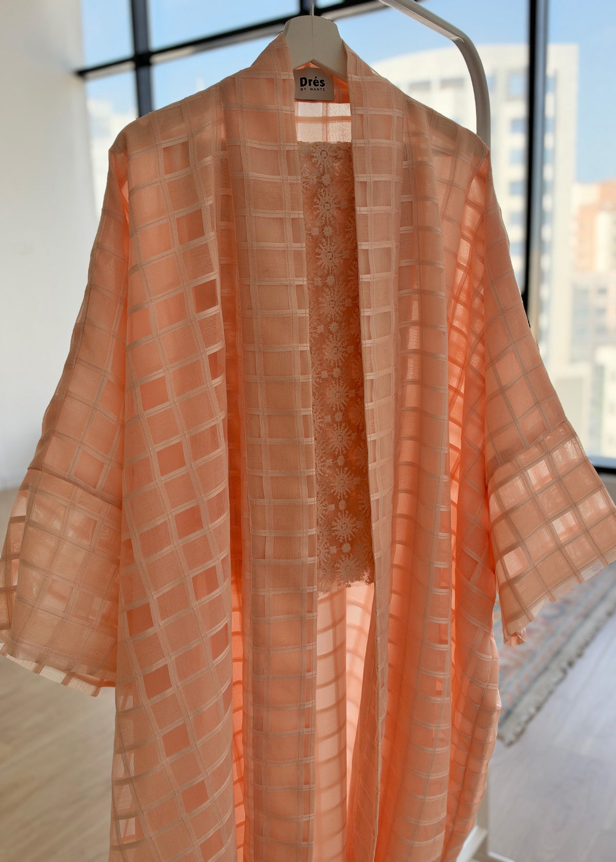 Elara Abaya – Drés