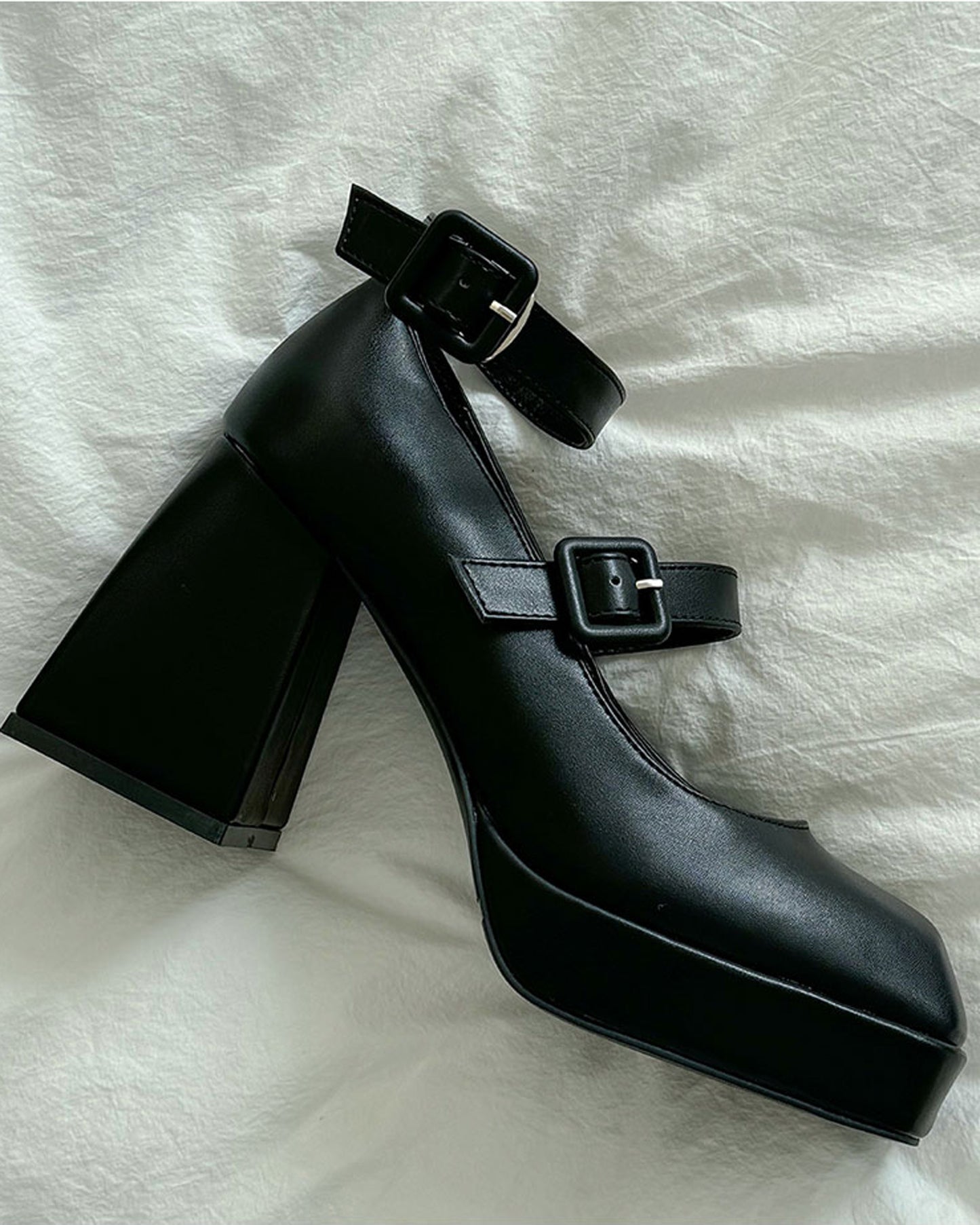 Gracie Sandals (Pre-order)